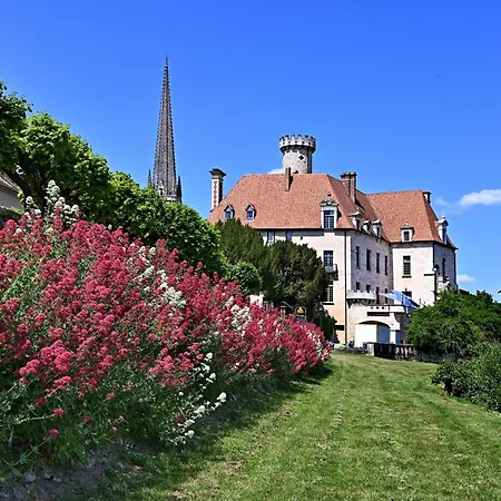 Le Logis De L'abbaye De Savin Saint-Savin (Vienne)