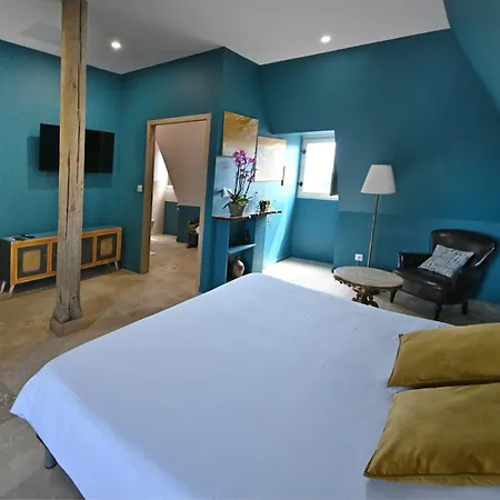 Le Logis De L'abbaye De Savin Bed & Breakfast Saint-Savin (Vienne)