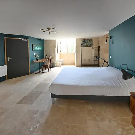 Le Logis De L'abbaye De Savin Bed & Breakfast 3*