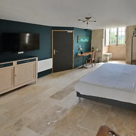 Bed & Breakfast Le Logis De L'abbaye De Savin Saint-Savin (Vienne)