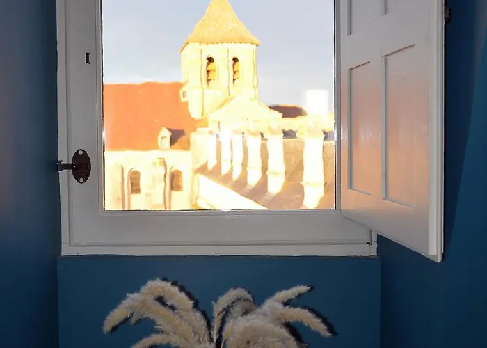 Le Logis De L'abbaye De Savin 3*