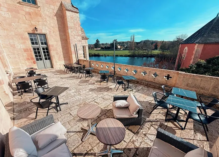 Le Logis De L'abbaye De Savin Couette-café